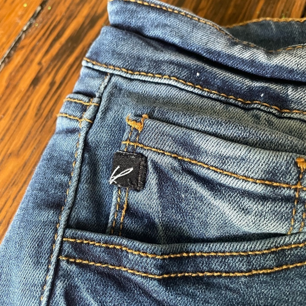 Great Pair of KanCan Jeans - size 25 - Picture 5 of 12